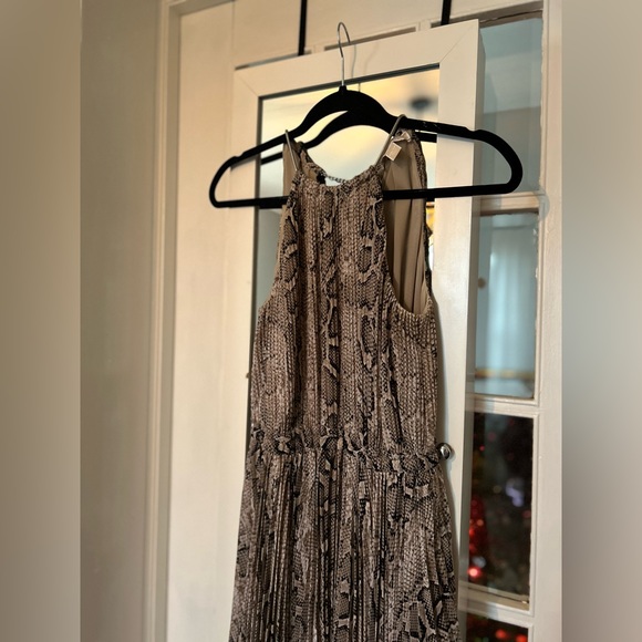 Michael Kors Dress - Picture 5 of 7